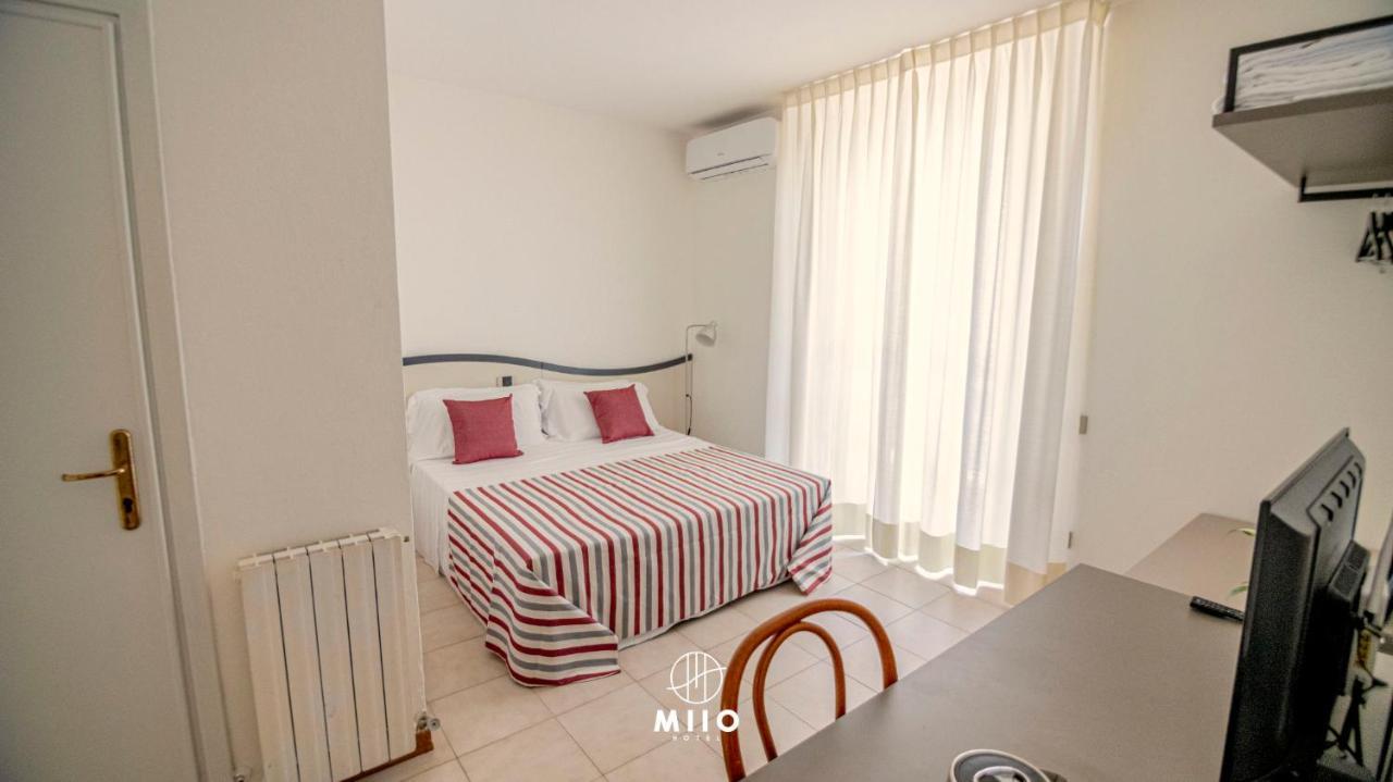 Miio Hotel San Vincenzo Exterior foto